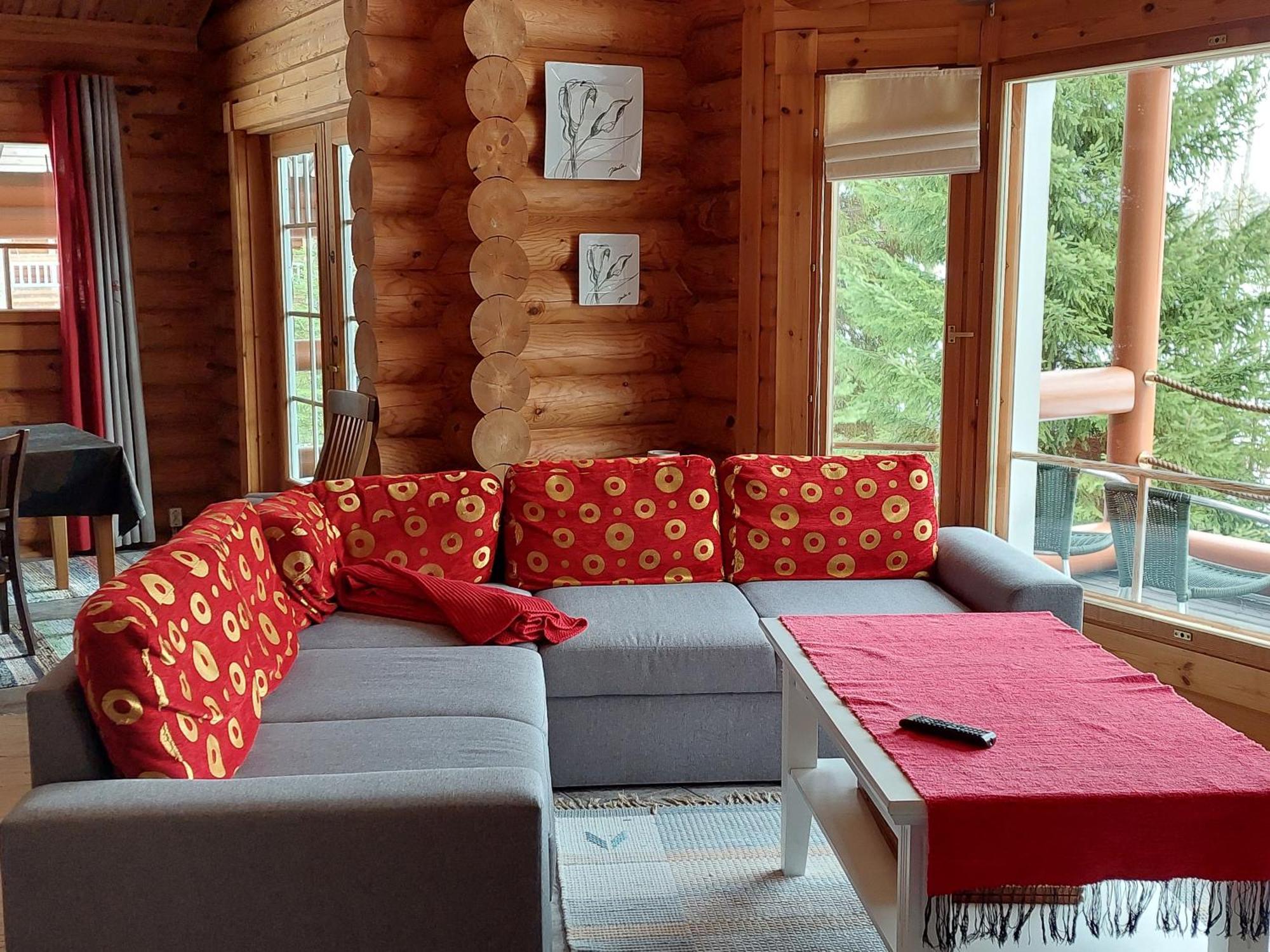 Ollinmaeki Vineyard Hotell Anttola Eksteriør bilde
